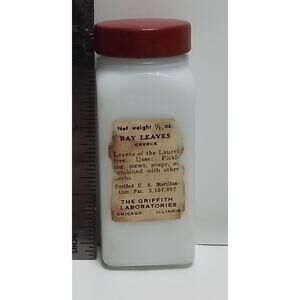 Vtg Milk Glass Herb Jar - Very Good Condition The Griffith Laboratories Bay Leav